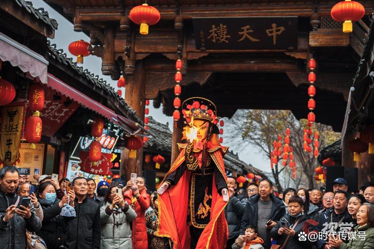 閬中古城國家5A級旅游景區_閬中匾額的特點_閬中春節文化博覽會民俗活動