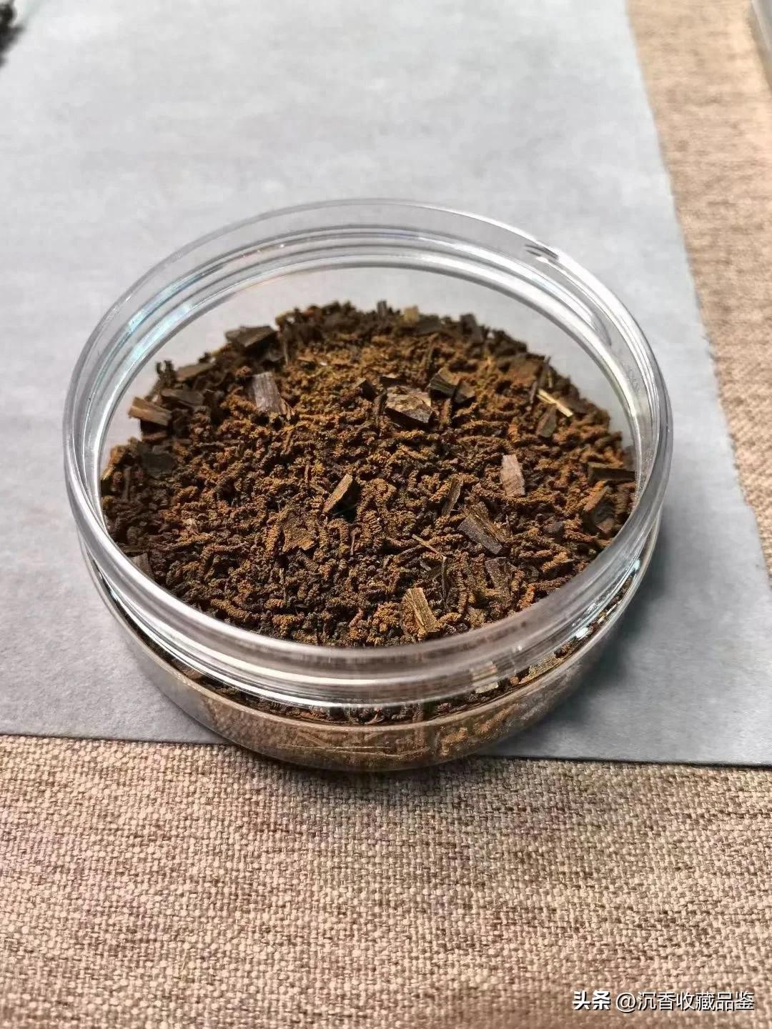 沉香手串余料利用_沉香邊角料制作方法_木雕簡單小把件